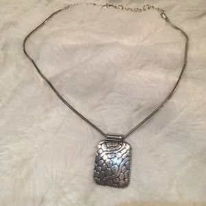 Pebble necklace